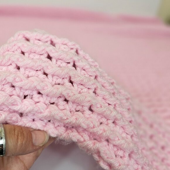 Handmade Light Pink Cable Knit Crochet Baby Blanket Throw Wrap 35"x34" Square - Picture 6 of 9